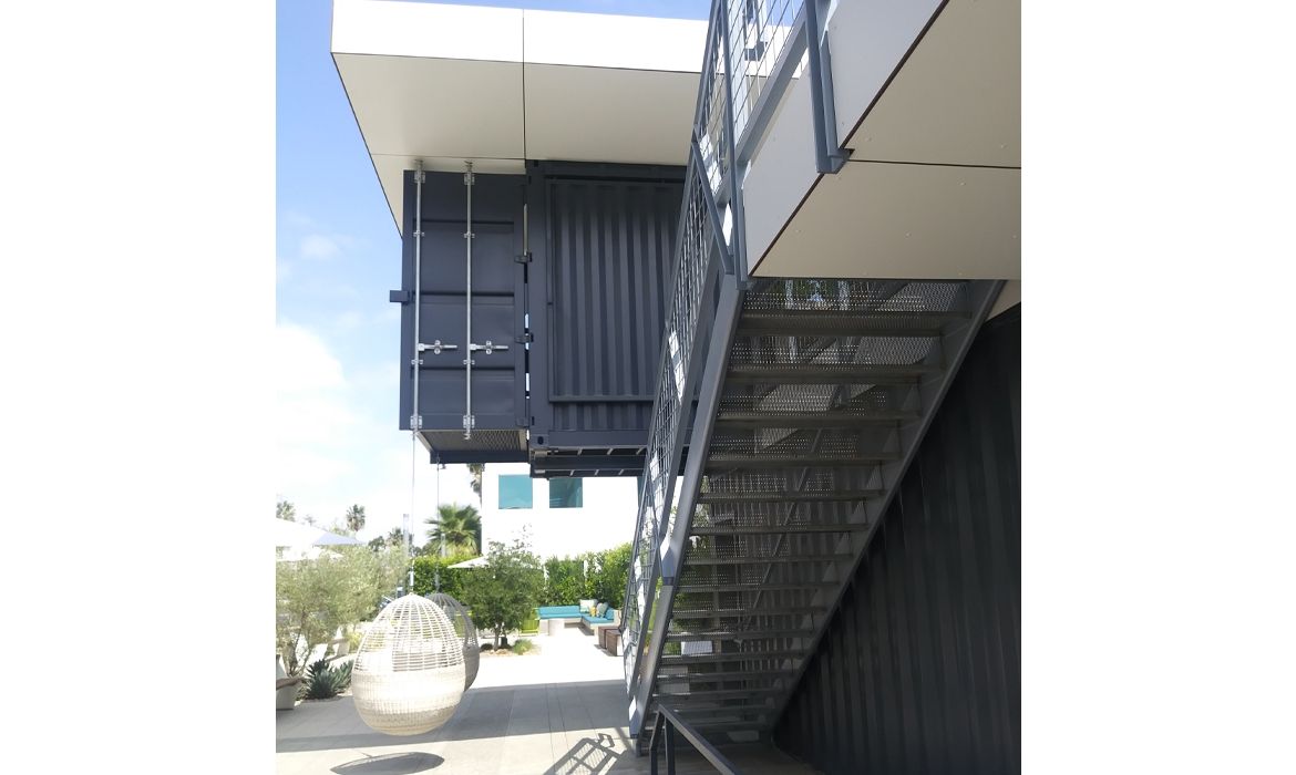 irvine-intersect-4_33f283e61c6b92f5e07553e8c98f545a.jpg