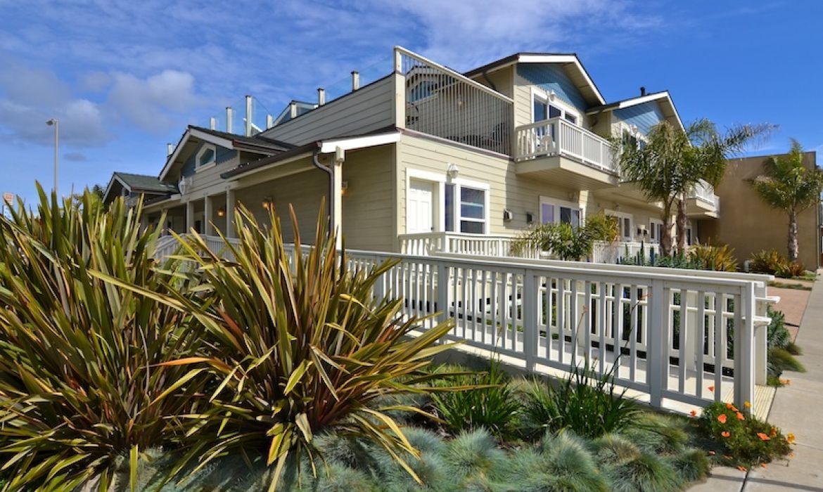 pierpointe-inn_33f283e61c6b92f5e07553e8c98f545a.jpg